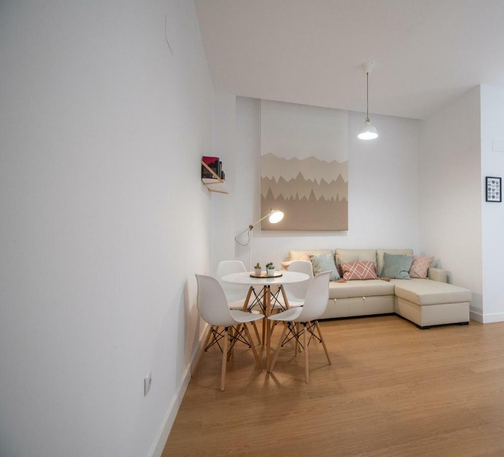 La Goleta Apartment *
